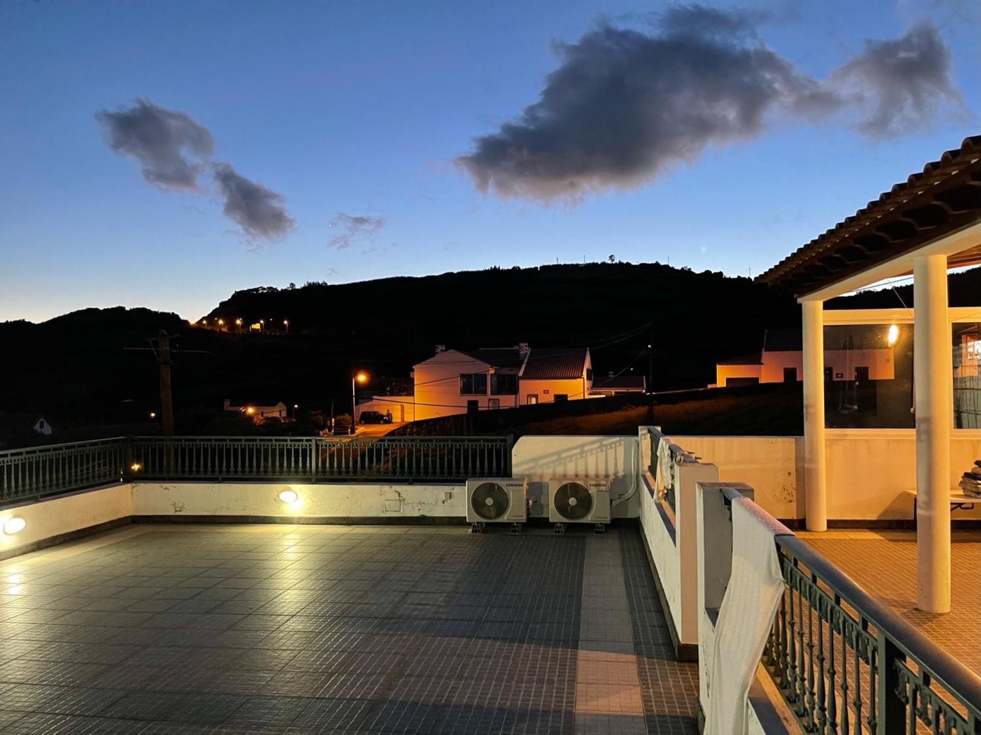 Villa Casa Da Adega Ribeira Cha Exterior foto